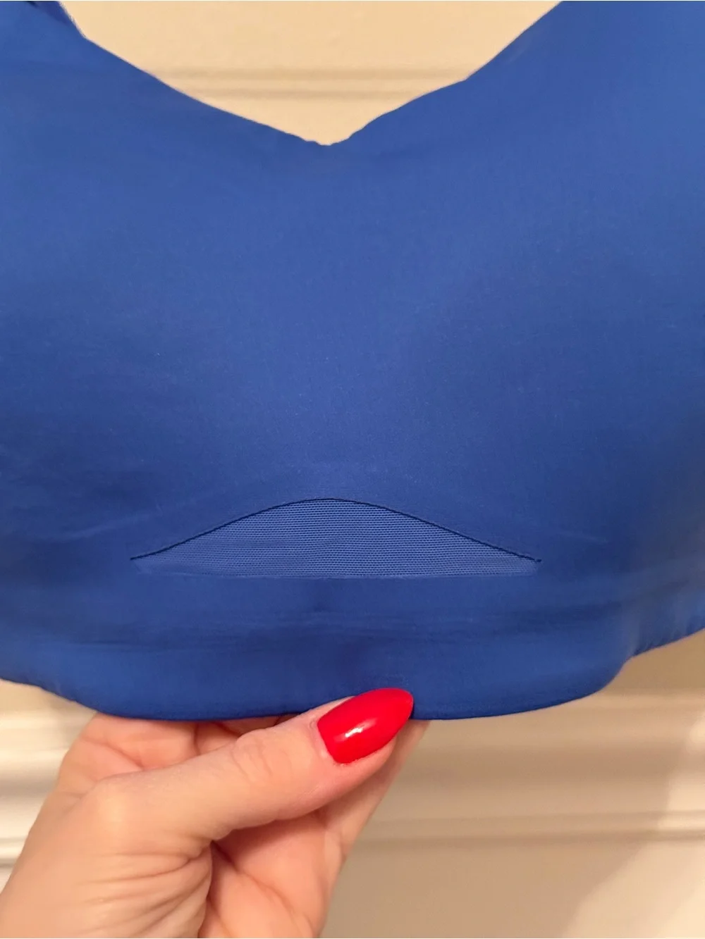 Lululemon Blue Sports Bra Size 34DD Adjustable Straps